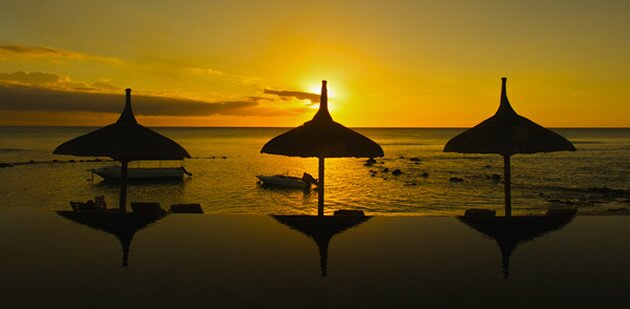 Sunset over the pool Récif Attitude, Mauritius