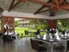 Labourdonnais, a ch�teau in a natural setting